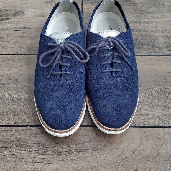 Cole Haan OriginalGrand Wingtip Oxford Shoes - Picture 7 of 8